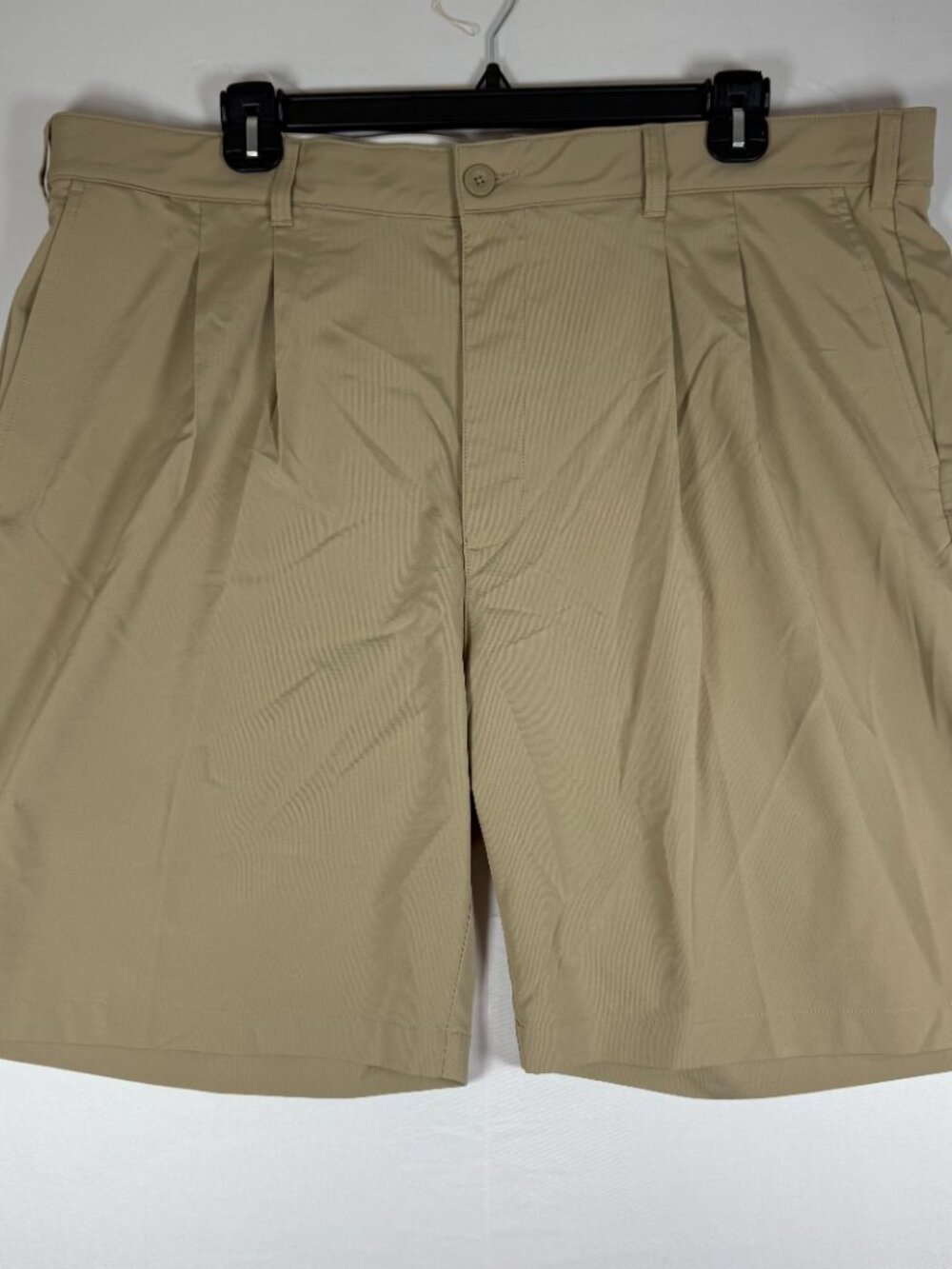 Reebok Men's Speedwick Continuous Comfort Khaki Golf Shorts Size 44 Big Tall
